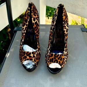 Leopard print heels Sz.9
